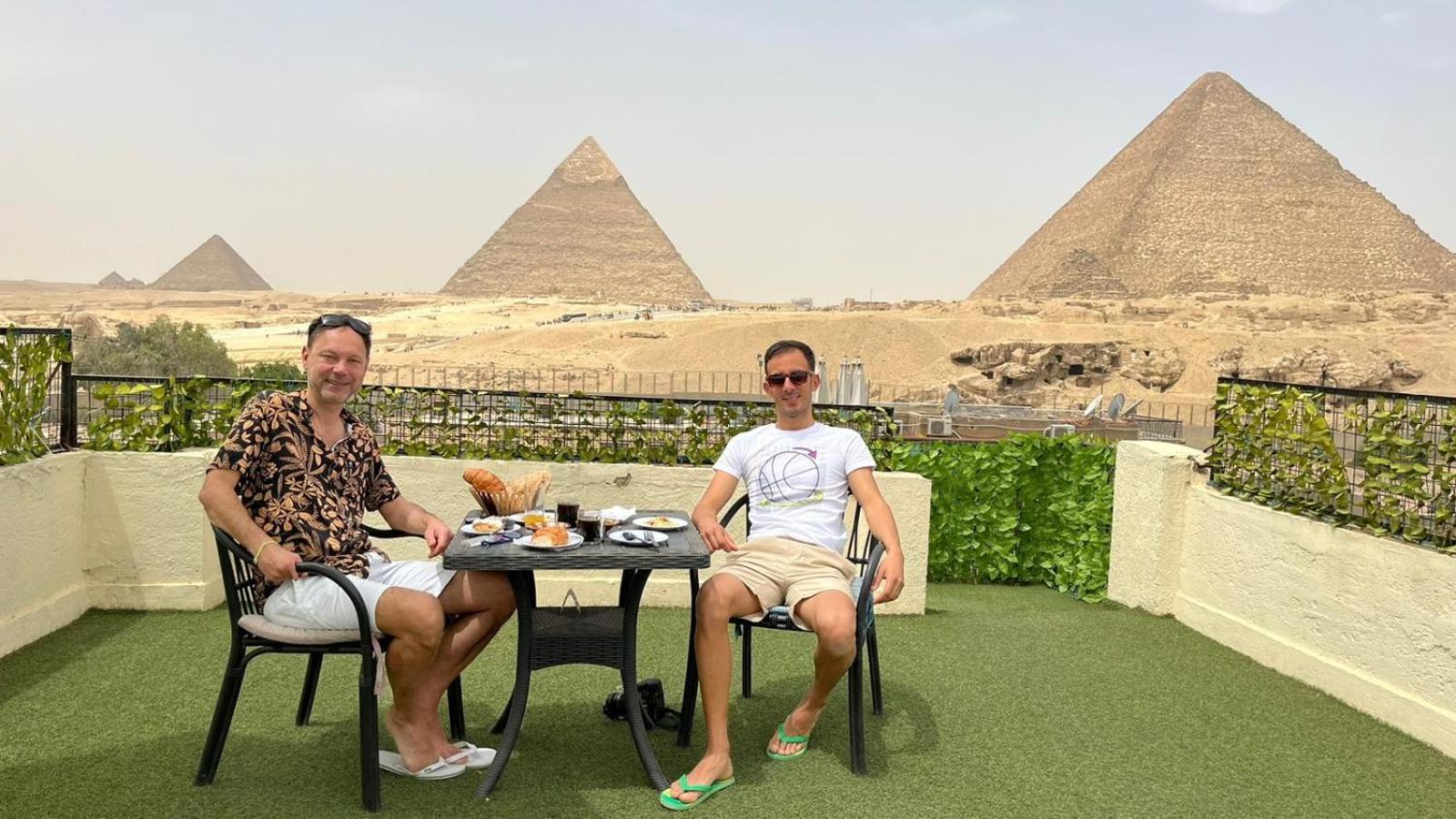 Solima Pyramids View Kafrat al Jabal Exterior photo